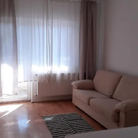 Hethajnal Apartman Debrecen