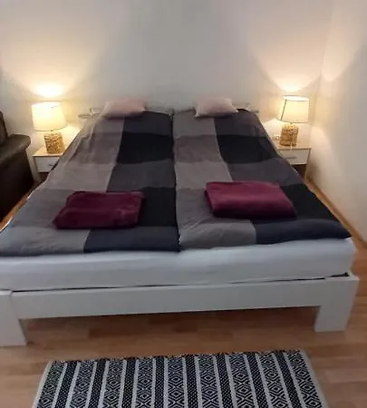Apartamento Hethajnal Apartman *